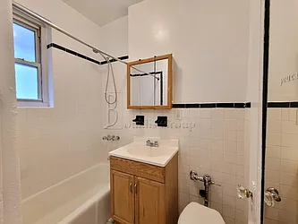 Rented by Bouklis Group