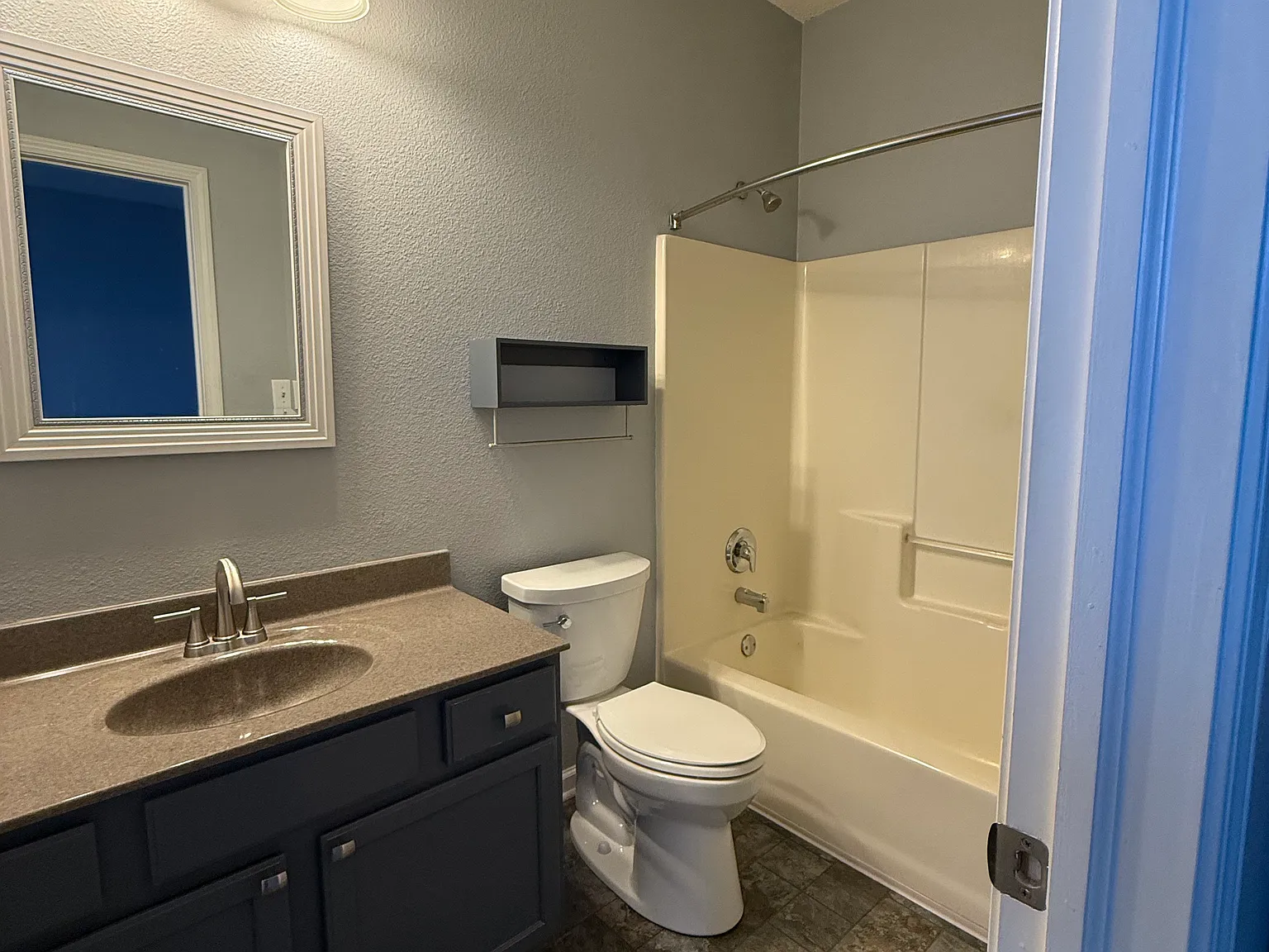 3 bed, 1440 sqft, $2,250 — Photo 4