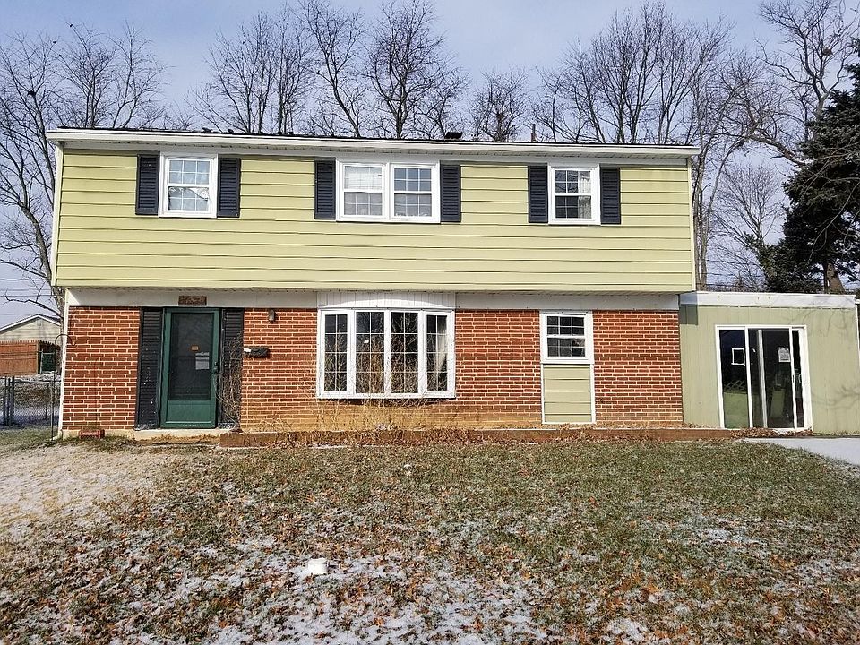 1st image of 500 Rosewood Dr
