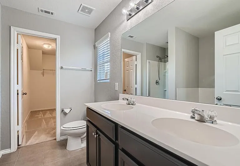 13927 Laurel Br — Photo 15