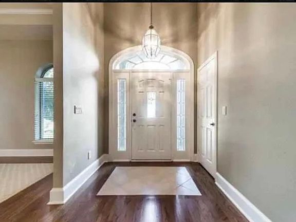 2nd image of 33 Lakeway Dr