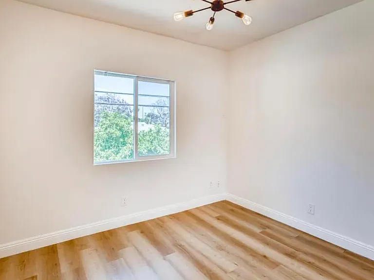 2830 S Sepulveda — Photo 61