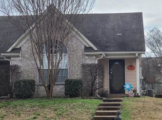 6843 Manslick Rd, Cordova, TN 38018