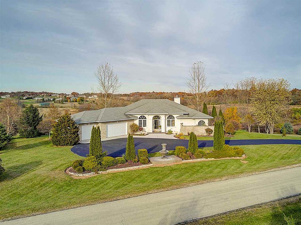 1st image of W5254 Highland Dr