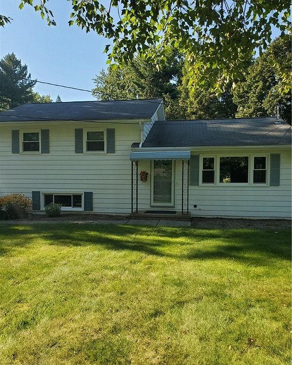 1st image of 627 Dan St