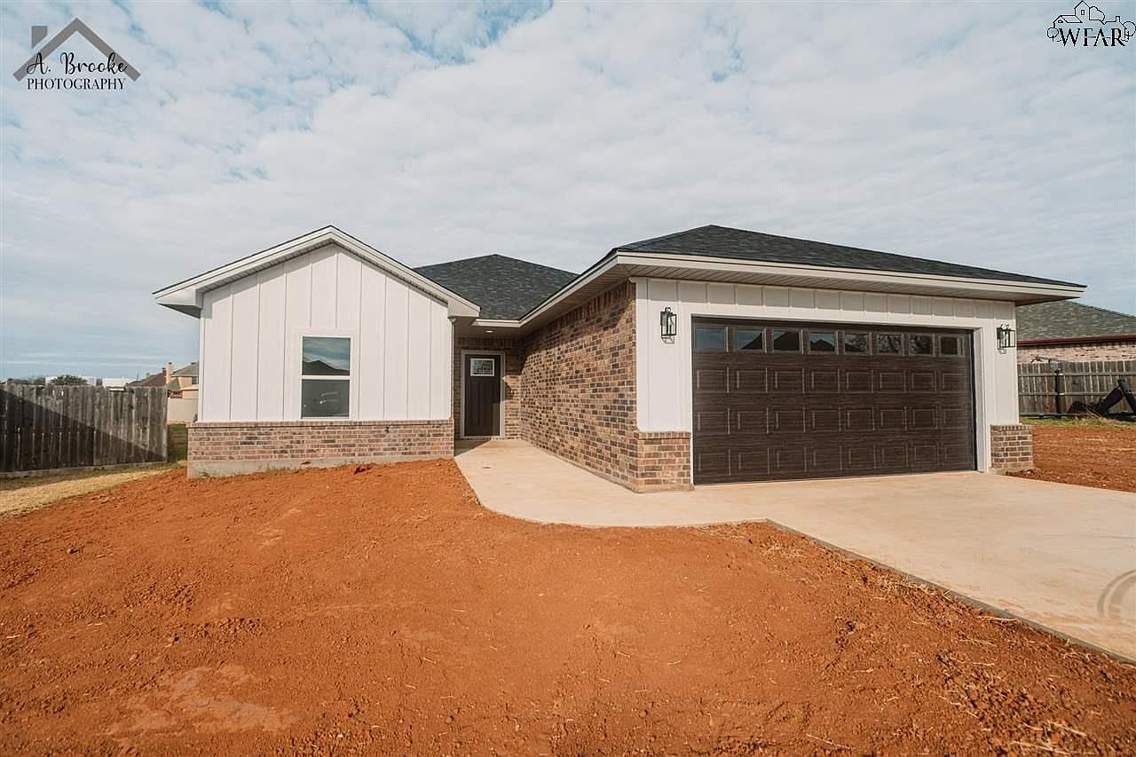 2 Seminole Ct, Iowa Park, TX 76367 MLS 171543 Zillow