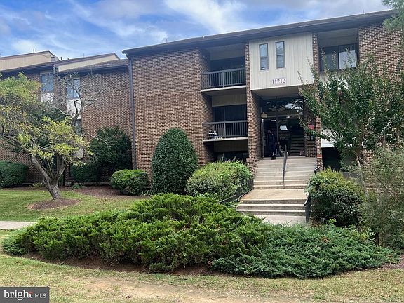 2nd image of 11212 Cherry Hill Rd APT 302