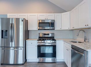 8-10 Goble St, Newark, NJ 07114