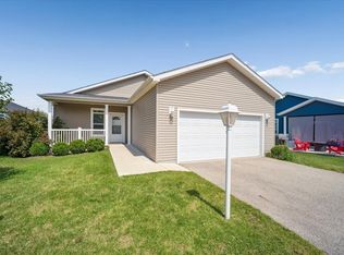 1537 Colt Ln, Grayslake, IL 60030