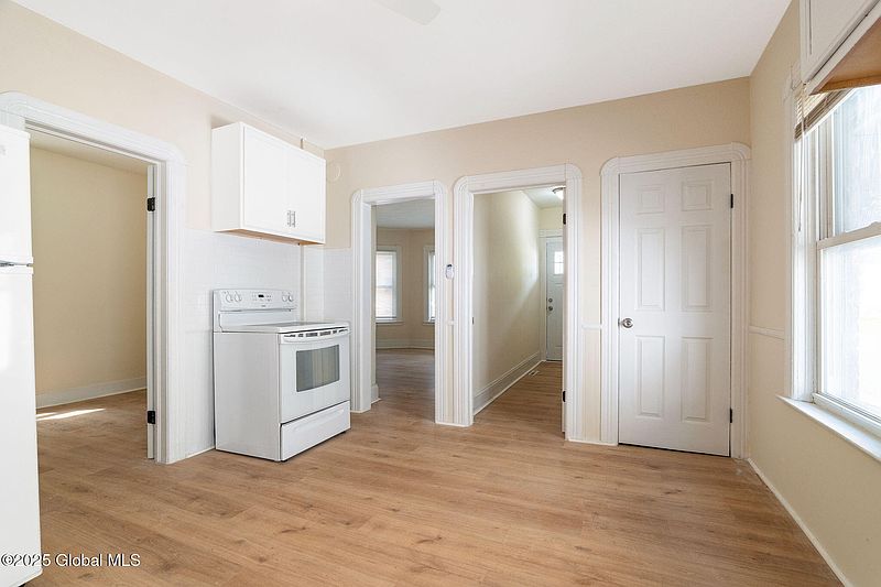 5th image of 1237 4th Avenue