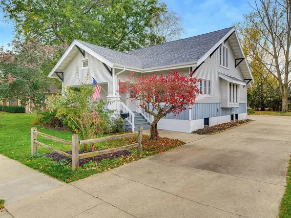 326 Tamarack St, Randolph, WI 53956