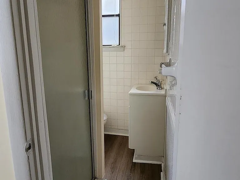 1325 McKean St #2 — Photo 12