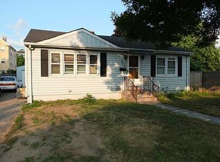 131 Petteys Ave, Providence, RI 02909
