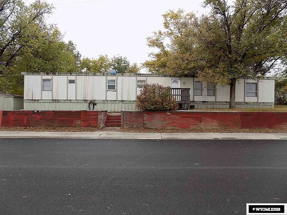 1st image of 128 N 7th St