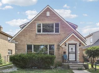 6223 W Leon Ter, Milwaukee, WI 53218