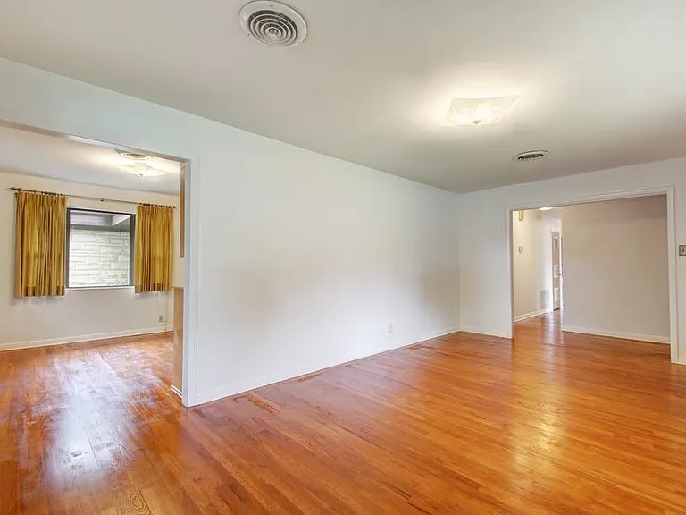 1400 Larkwood Dr — Photo 6