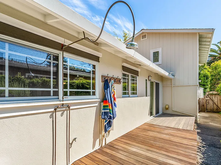 Outdoor Shower with hot water