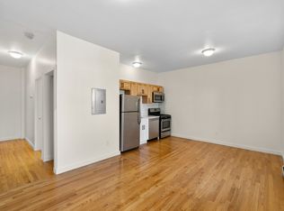 374 Orchard St APT 4, New Haven, CT 06511