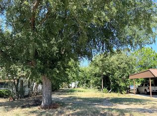 824 Indiana St, Graham, TX 76450