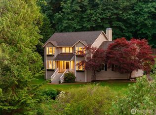 5791 Wimsey Lane NE, Bainbridge Island, WA 98110
