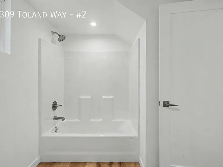 4309 Toland Way #2 — Photo 10