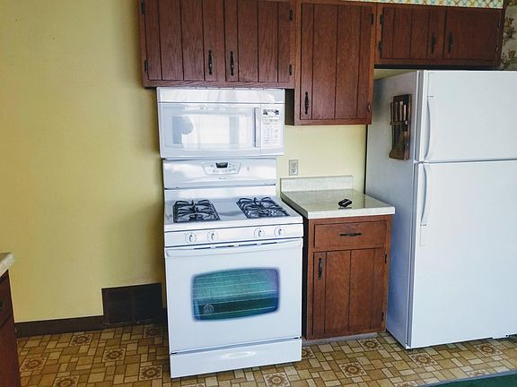 5th image of 814 Birchwood Ave