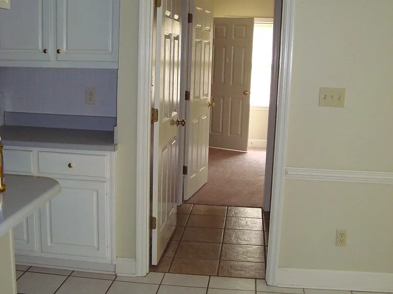 2709 W Doublegate Dr — Photo 14