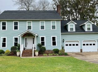 301 Somerset Way Ct, Newport, NC 28570