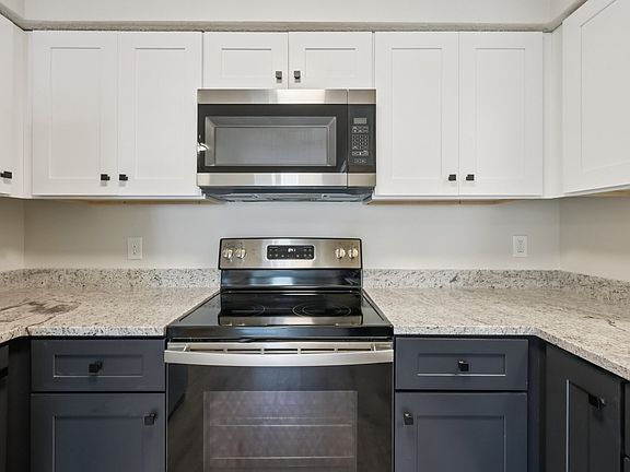 5th image of 3708 Colonial Heritage Dr