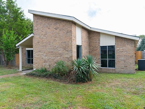 2nd image of 410 Southgate Dr