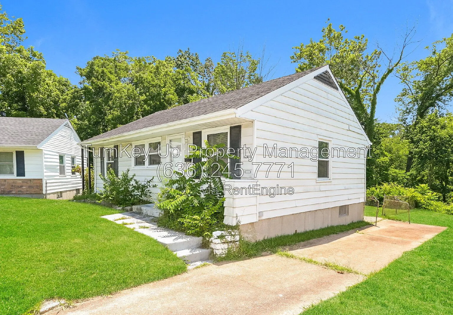 3 bed, 1.0 bath, 980 sqft, $1,300 — Photo 2