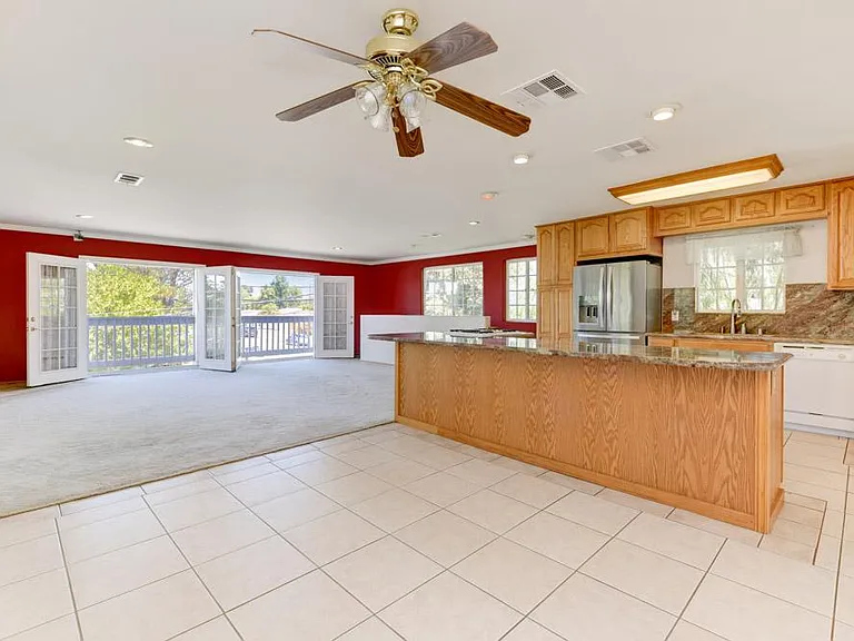 5993 Howell Dr — Photo 10