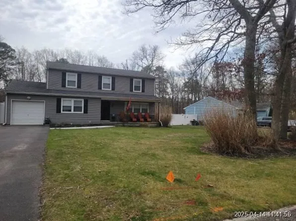 60 1st St, Barnegat, NJ 08005