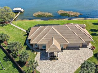 3200 Lakeshore Dr, Mount Dora, FL 32757