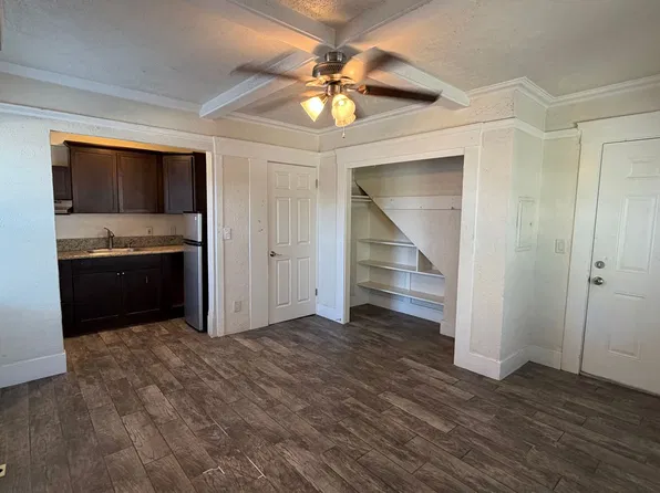 721-727 SVA, 721-727 S Virginia St #727-1, Reno, NV 89501