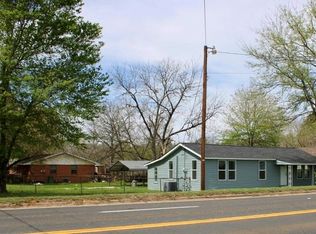 1027 S Bolton St, Jacksonville, TX 75766