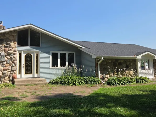 12020 Tilton Trl N, Rogers, MN 55374