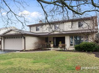 606 Huber Ln, Glenview, IL 60025