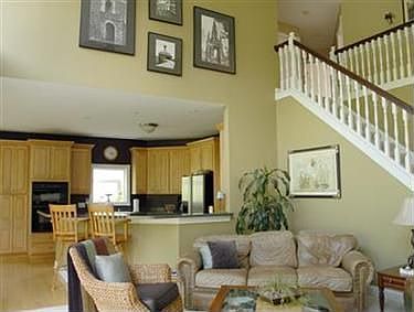 4th image of 3271 Debra Ct