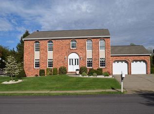 204 Trillium Dr, Cranberry Township, PA 16066