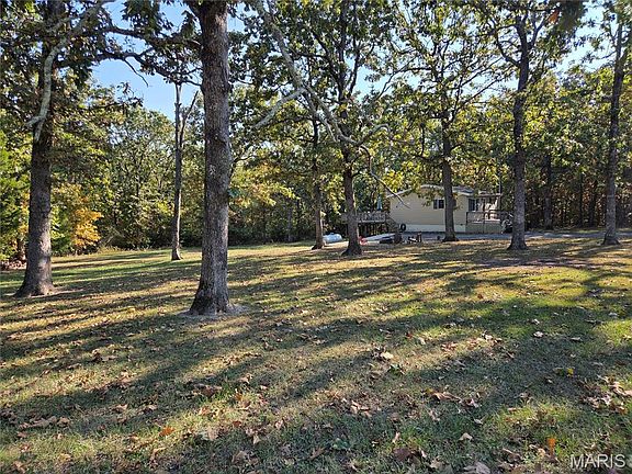 5th image of 202 Dogwood Dr
