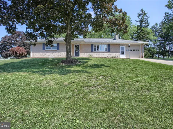 7024 Terrann Dr, Harrisburg, PA 17112