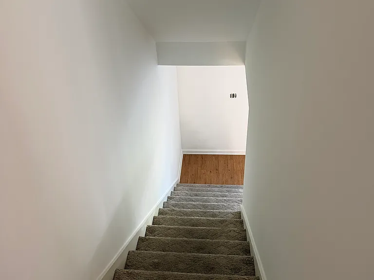 107 Hopewell Dr — Photo 6