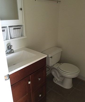 5th image of 124 N Brighton St APT F