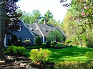 45 Squannacook Dr, Groton, MA 01450