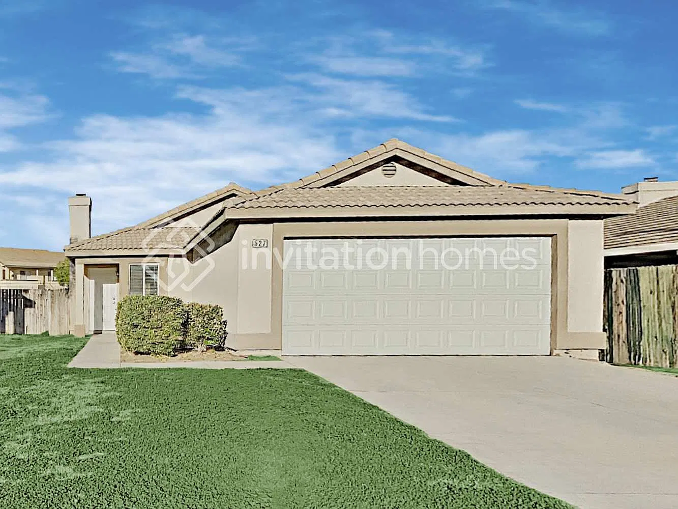 527 Silver Star Cir Colton, CA 92324 — Photo 1