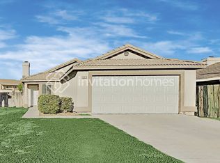 527 Silver Star Cir, Colton, CA 92324