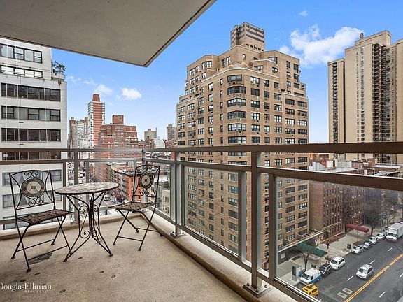 2nd image of 360 E 72nd St APT A1110