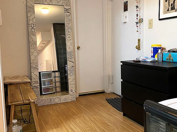 5th image of 65 E 11th St APT 7B