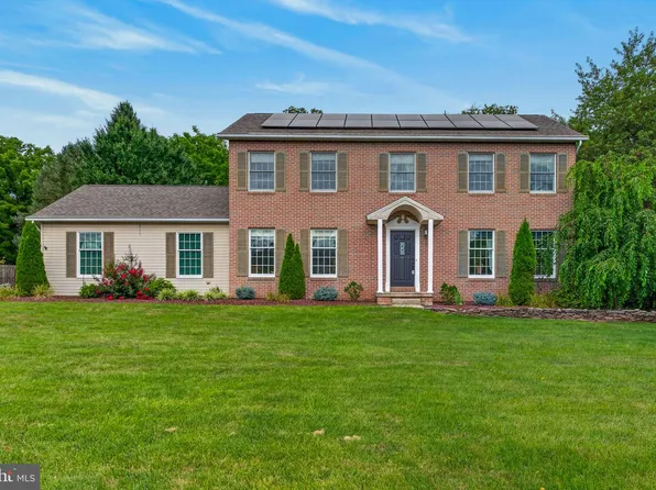 3060 Whitehurst Ct, York, PA 17404